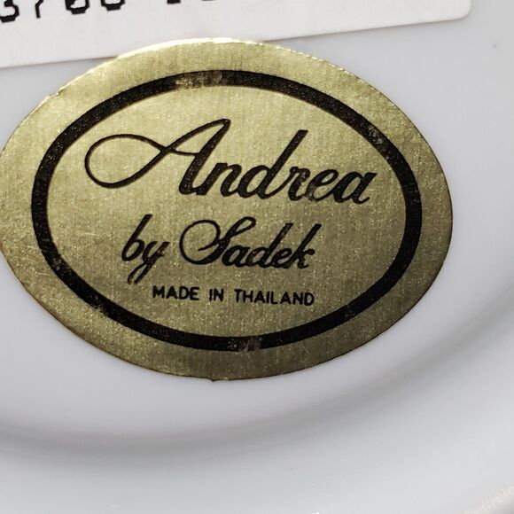 Andrea by Sadek Teacup and Saucer Purple Flowers - Picture 6 of 7